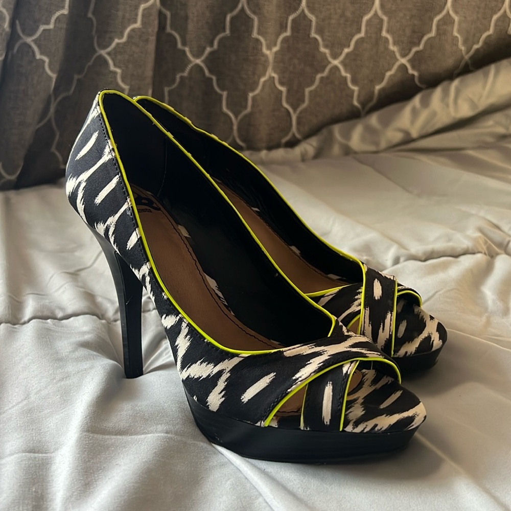 Fergalicious Open toed high heels